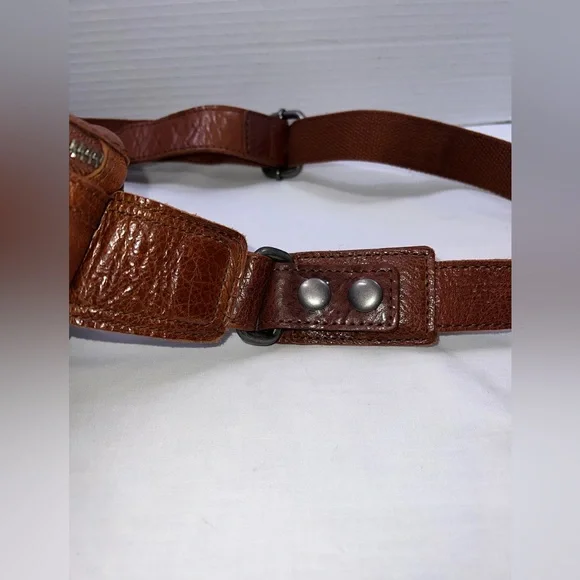 🔥🔥🔥 Spikes & Sparrow Genuine Leather Waist Belt Bag HANDS FREE Brandy New - Picture 3 of 14